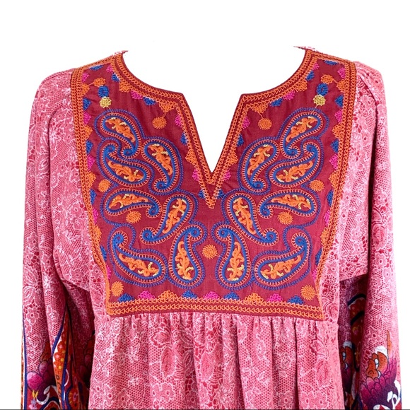 WHITE MARK Apolline Embroidered Sweater Dress M - Picture 5 of 8